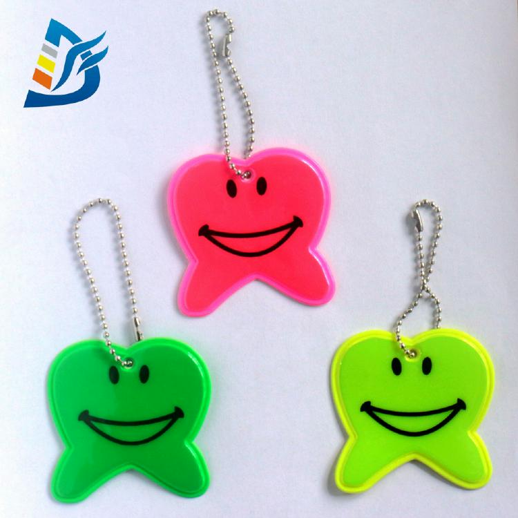 Custom Logo Soft Reflective Accessories Keychain Hanger For Bag - 